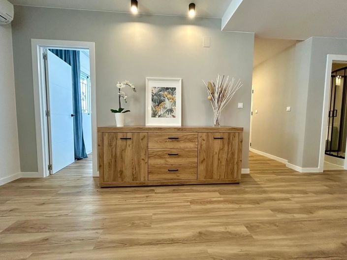 Image No.6-3 Bed Townhouse for sale