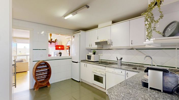 Image No.11-2 Bed Apartment for sale