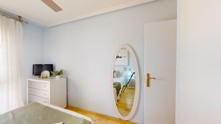 Image No.19-2 Bed Apartment for sale