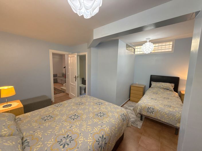 Image No.14-3 Bed Villa for sale