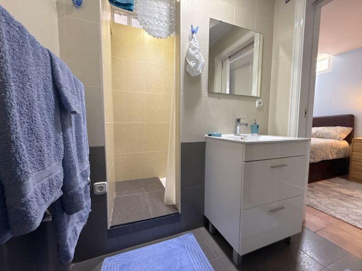 Image No.7-3 Bed Villa for sale