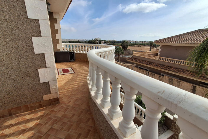 Image No.14-3 Bed Villa for sale