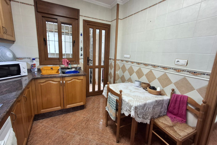 Image No.27-3 Bed Villa for sale