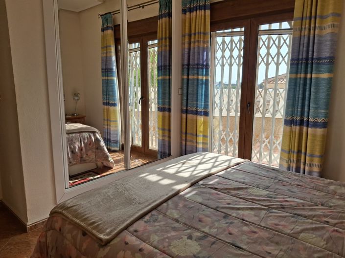 Image No.29-3 Bed Villa for sale