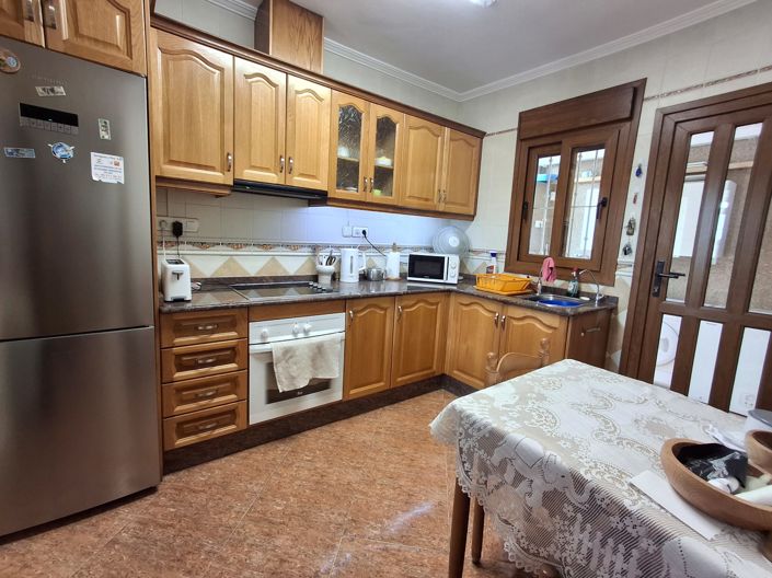 Image No.3-3 Bed Villa for sale