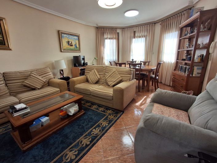 Image No.37-3 Bed Villa for sale