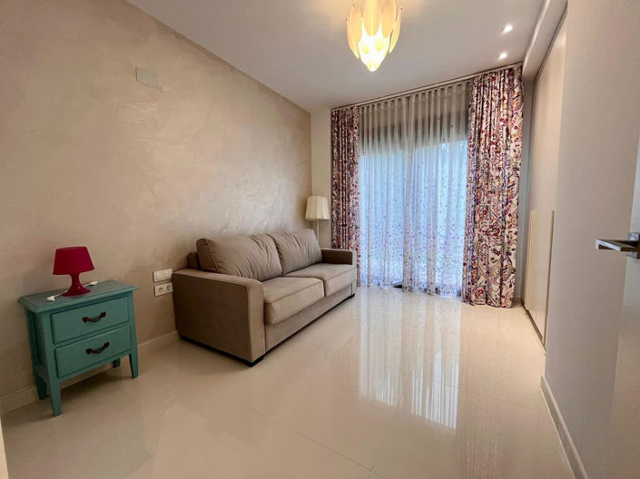 Image No.27-4 Bed Villa for sale