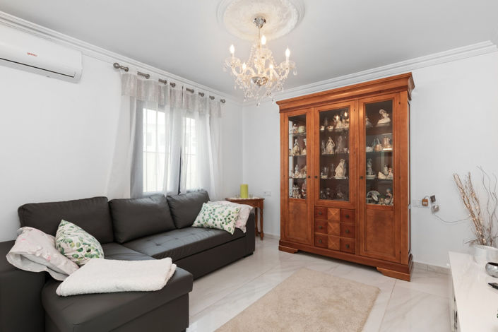 Image No.12-3 Bed Villa for sale