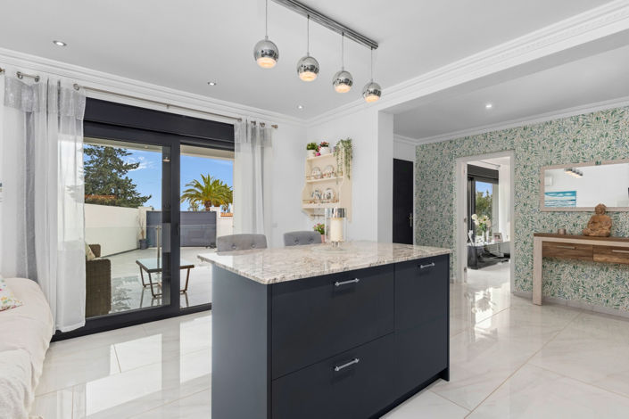 Image No.19-3 Bed Villa for sale