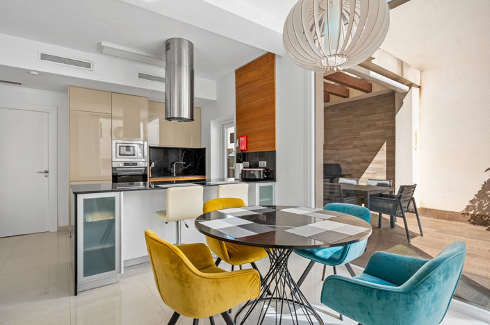 Image No.10-3 Bed Villa for sale