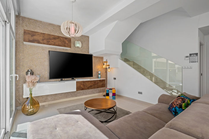 Image No.8-3 Bed Villa for sale