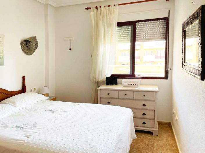 Image No.19-2 Bed Apartment for sale