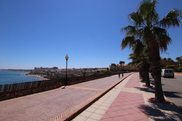 Image No.34-2 Bed Apartment for sale