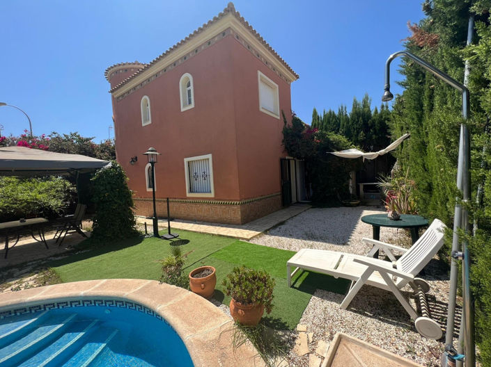 Image No.1-3 Bed Villa for sale