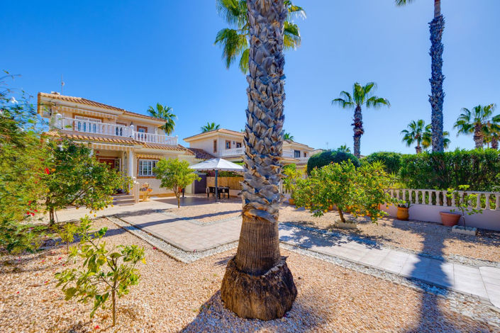 Image No.4-Villa de 3 chambres à vendre à Villamartin