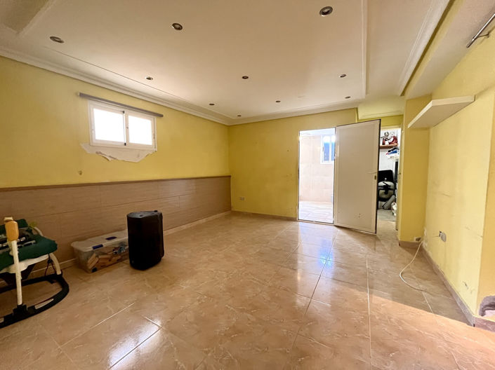 Image No.28-4 Bed Villa for sale