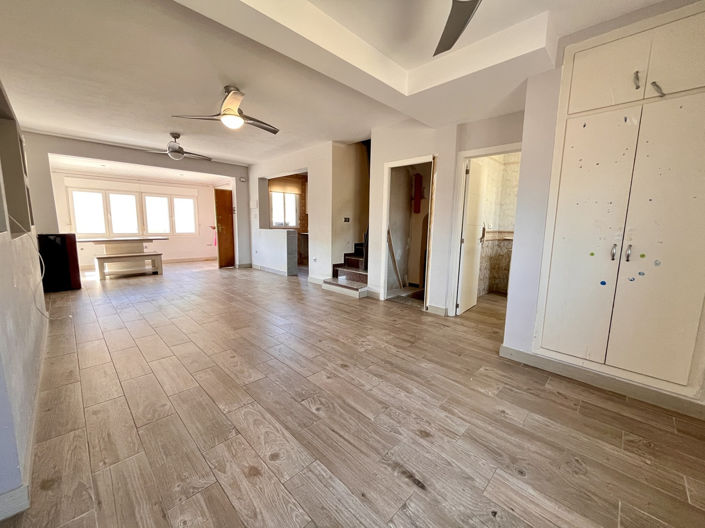 Image No.6-Villa de 4 chambres à vendre à Villamartin