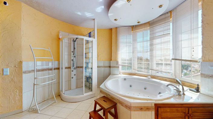 Image No.22-5 Bed Villa for sale