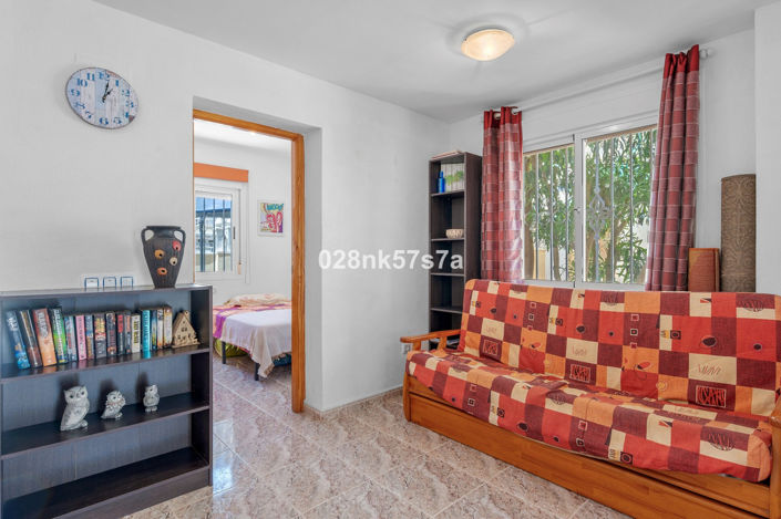 Image No.11-3 Bed Townhouse for sale