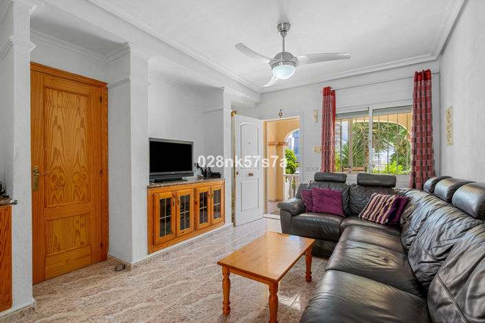 Image No.8-3 Bed Townhouse for sale