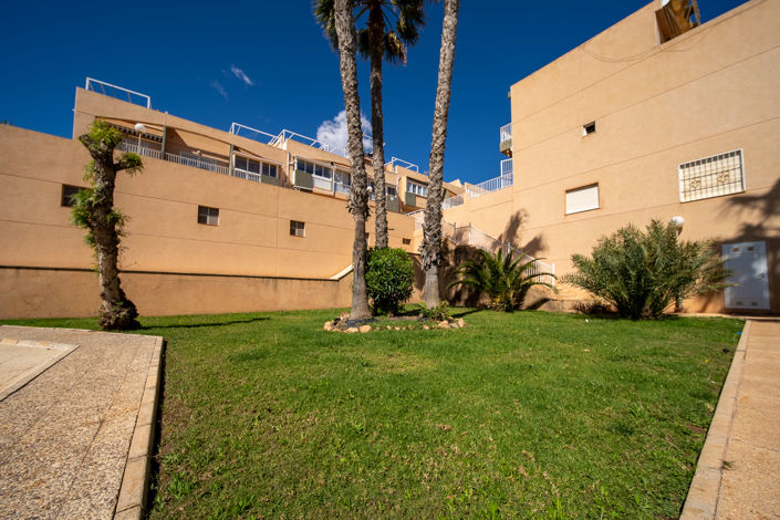 Image No.31-2 Bed Townhouse for sale