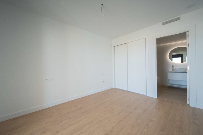 Image No.9-2 Bed Penthouse for sale