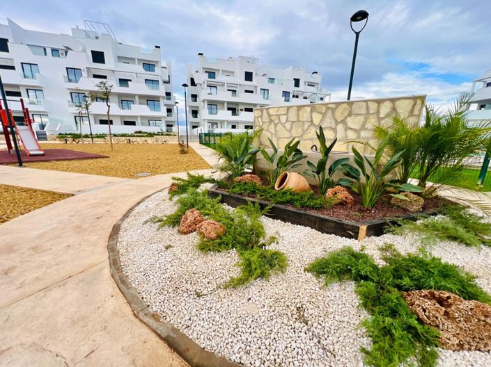 Image No.21-2 Bed Apartment for sale