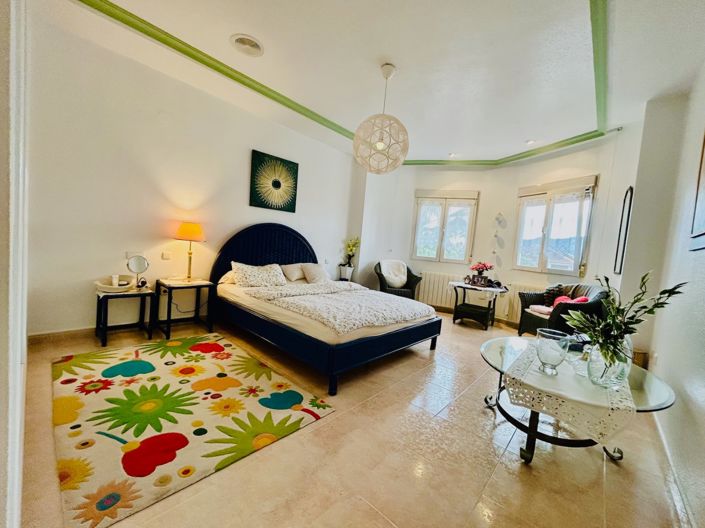 Image No.21-4 Bed Villa for sale