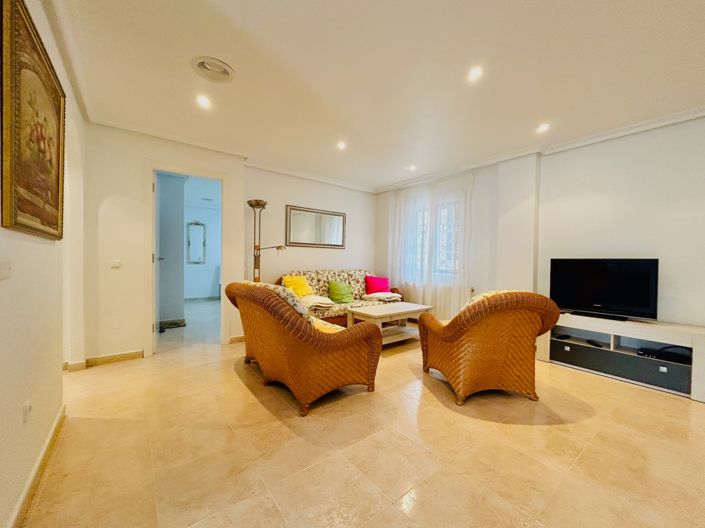 Image No.26-4 Bed Villa for sale