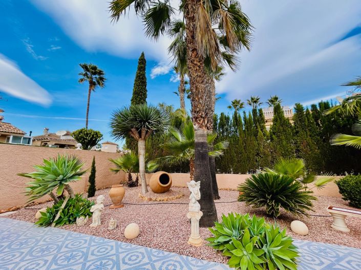 Image No.37-4 Bed Villa for sale