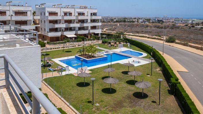 Image No.1-3 Bed Penthouse for sale