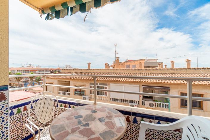 Image No.1-3 Bed Penthouse for sale