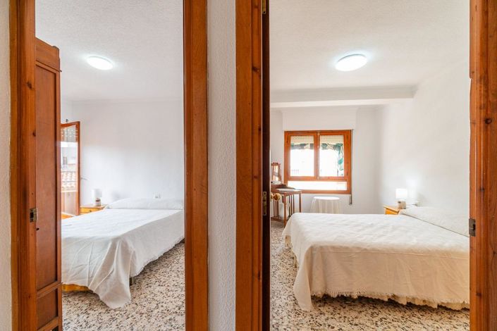 Image No.21-3 Bed Apartment for sale