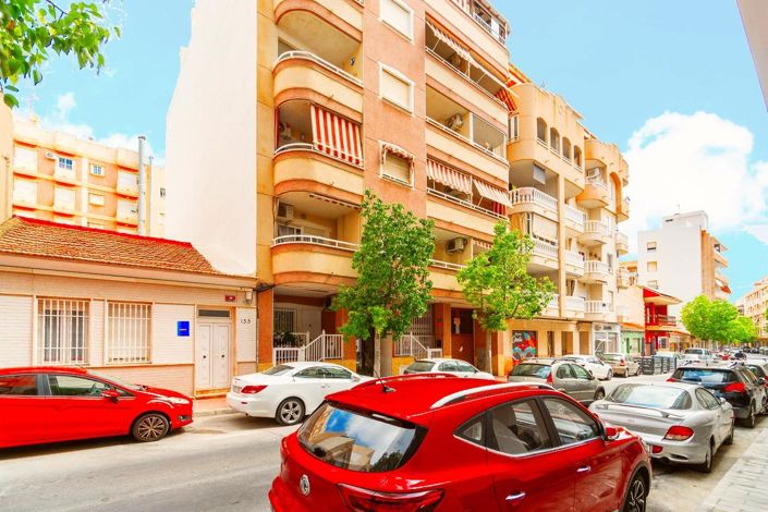 Image No.1-3 Bed Apartment for sale