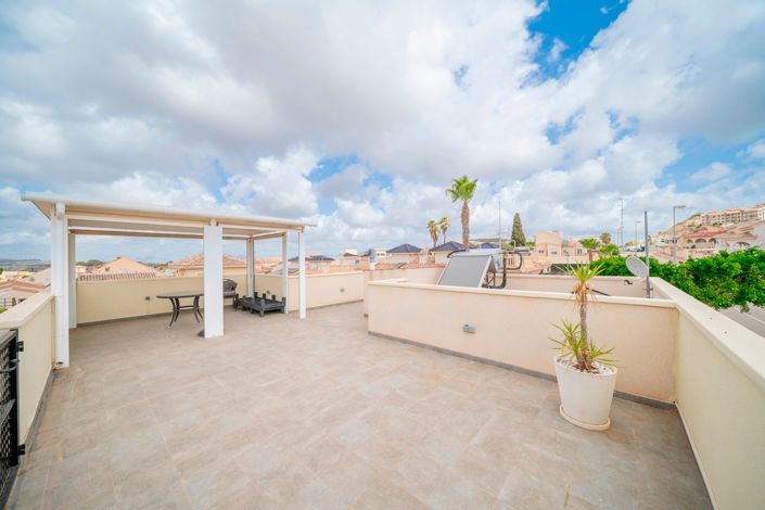 Image No.32-2 Bed Villa for sale