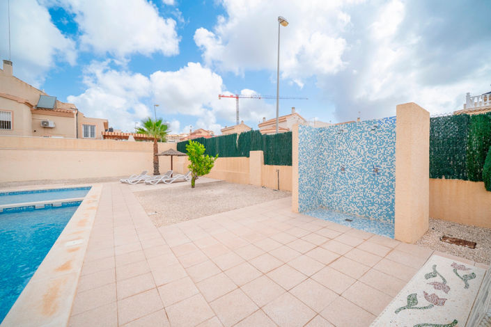 Image No.37-2 Bed Villa for sale