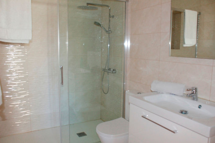 Image No.9-2 Bed Apartment for sale