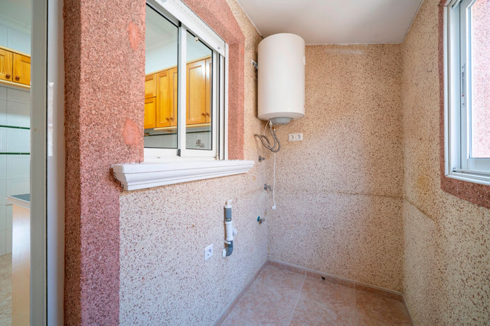 Image No.15-3 Bed Villa for sale