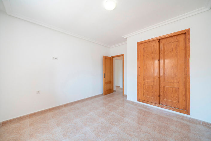 Image No.21-3 Bed Villa for sale