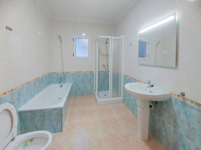 Image No.28-3 Bed Villa for sale