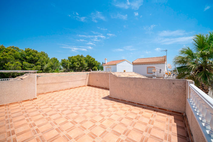 Image No.38-3 Bed Villa for sale