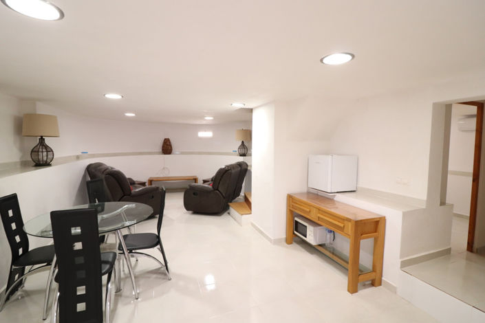 Image No.17-5 Bed Villa for sale