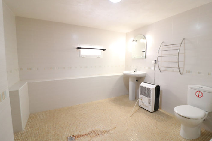 Image No.21-5 Bed Villa for sale