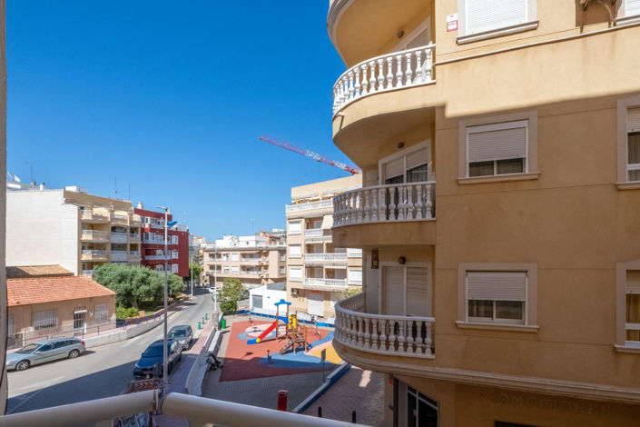 Image No.1-2 Bed Apartment for sale