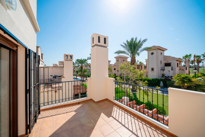 Image No.27-3 Bed Townhouse for sale