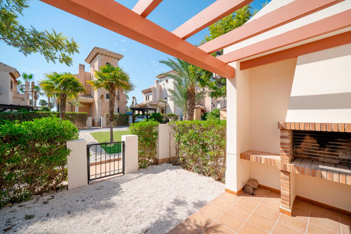 Image No.35-3 Bed Townhouse for sale