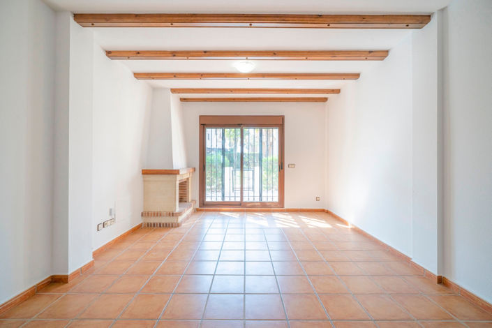 Image No.8-3 Bed Townhouse for sale