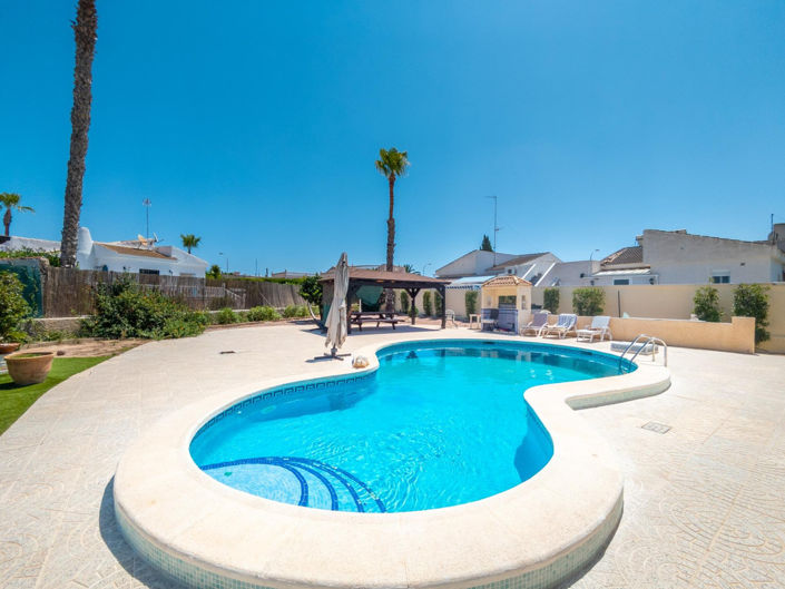 Image No.27-4 Bed Villa for sale