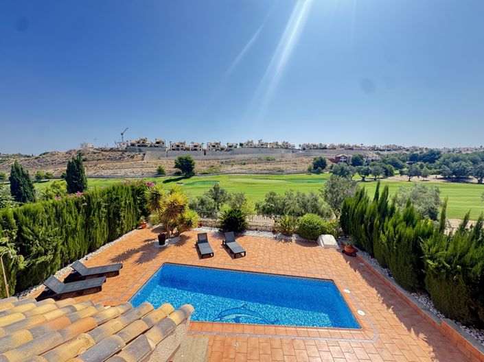 Image No.1-3 Bed Villa for sale