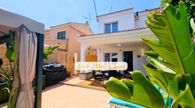 69096semidetachedvillalosalcazares1